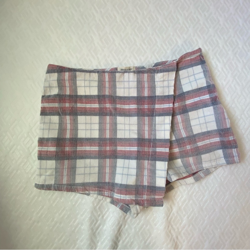 Silence + Noise Plaid Skort in Red and Blue size 4 side zipper